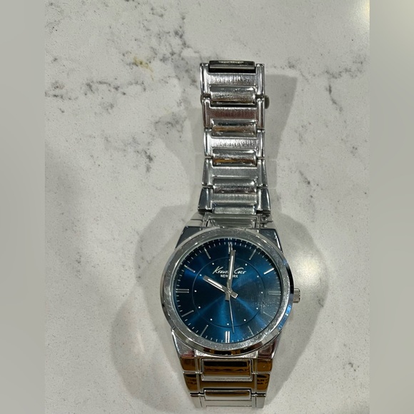 Men’s Kenneth Cole watch - Picture 2 of 5